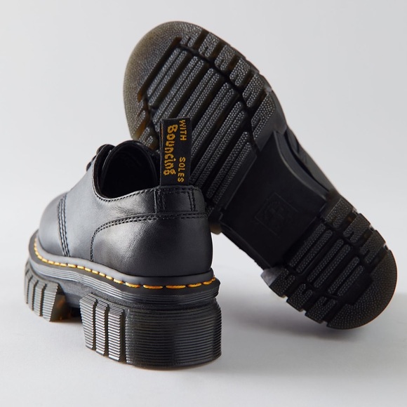 Dr. Martens Audrick Leather Platform Oxford - Picture 3 of 4